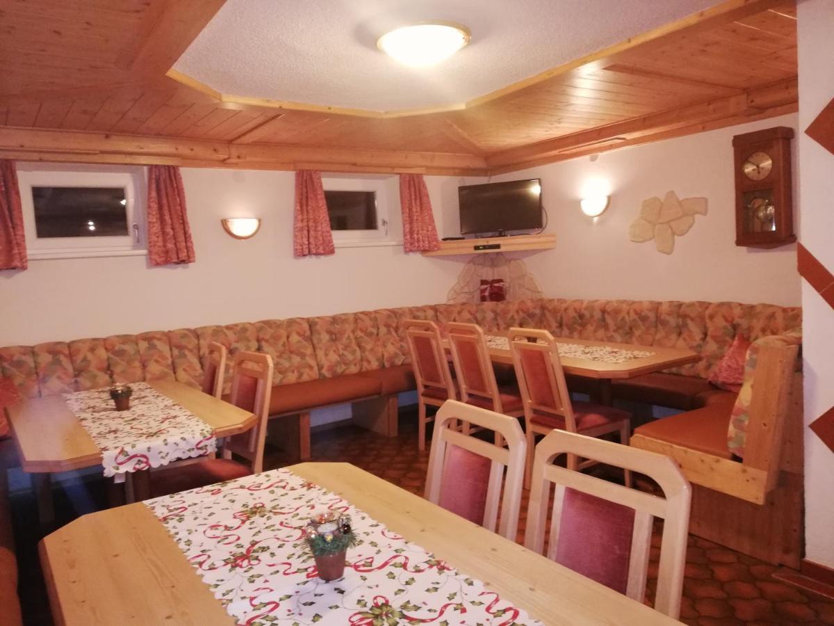 Pension Schoepf Арцль-ім-Пітцталь Екстер'єр фото